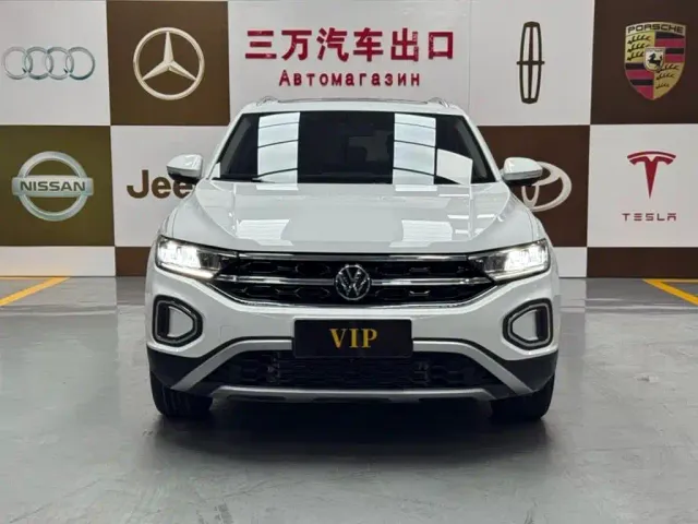 Volkswagen T-Roc — Фото автомобиля 2
