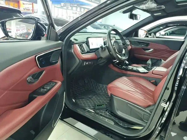 Jetour X70 Plus — Фото автомобиля 15