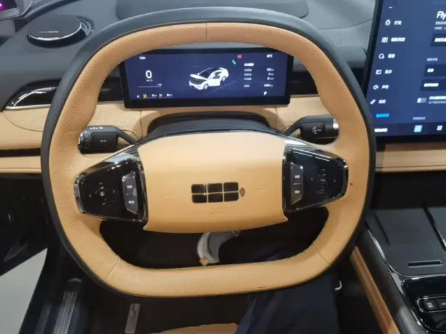 Geely Galaxy Xingyao 8 — Фото автомобиля 10