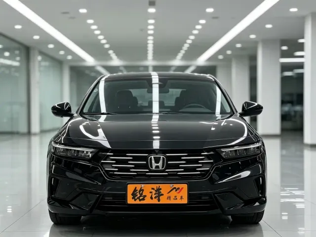 Honda Accord — Фото автомобиля 2