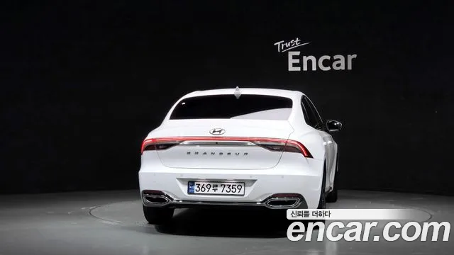 Hyundai Grandeur (New) Hybrid — Фото автомобиля 4