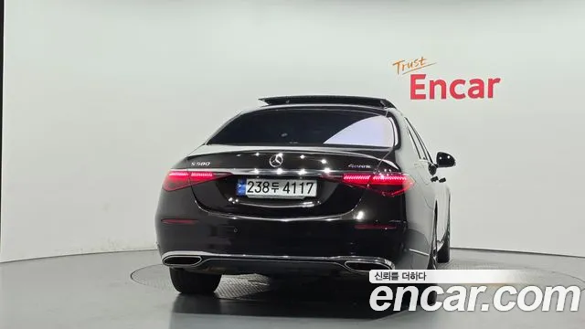 Mercedes-Benz S-Class — Фото автомобиля 4