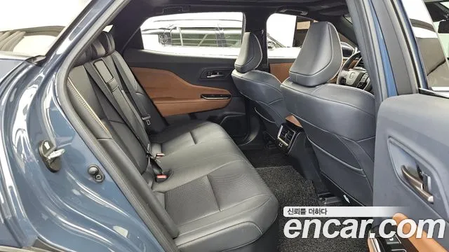 Toyota Crown — Фото автомобиля 18