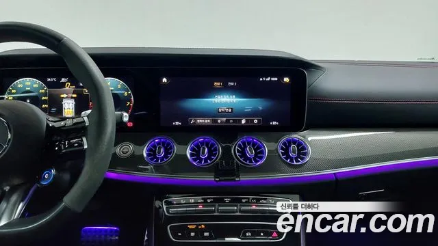 Mercedes-Benz CLS-Class — Фото автомобиля 16