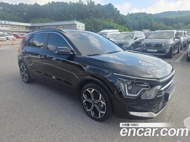 Kia Niro The All New Niro Signature — Фото автомобиля 4