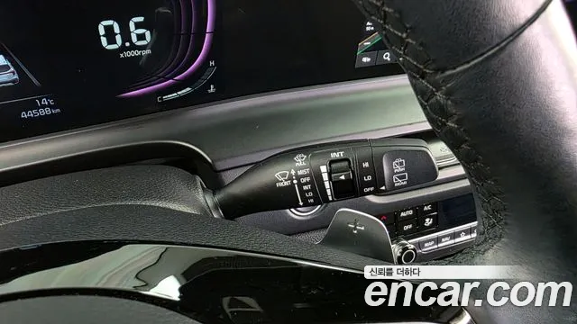 Kia Seltos — Фото автомобиля 25