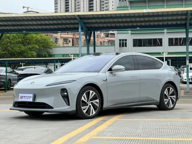 Фотография автомобиля — Nio ET5