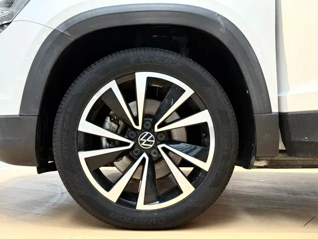 Volkswagen Tharu — Фото автомобиля 8