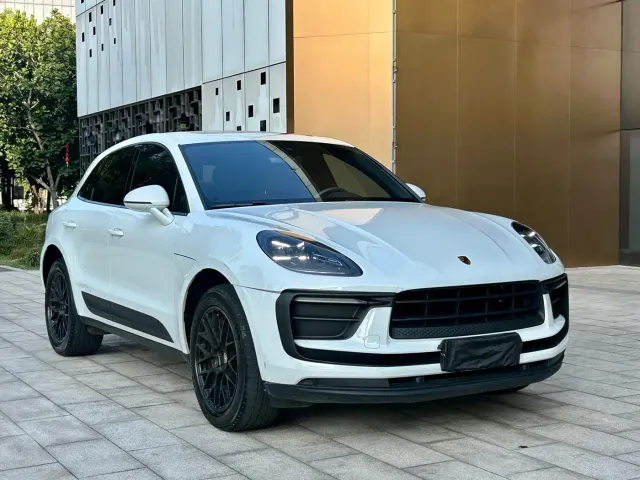 Porsche Macan — Фото автомобиля 3