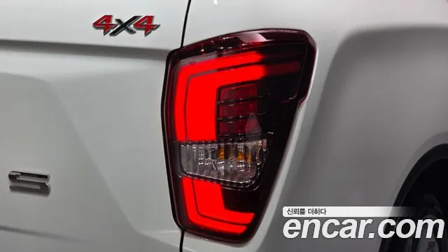 KG_Mobility_Ssangyong Rexton Новый Rexton Sport Дизель 2.2 4WD — Фото автомобиля 20
