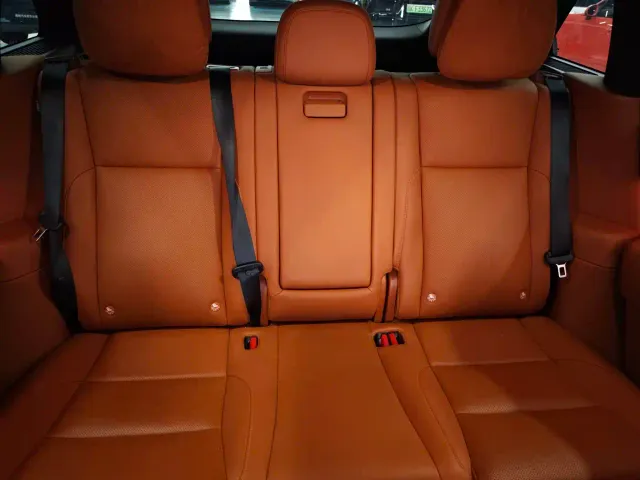 Li Auto L7 — Фото автомобиля 22
