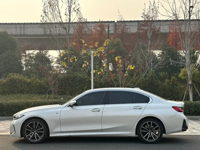 BMW 3 Series — Фото автомобиля 7