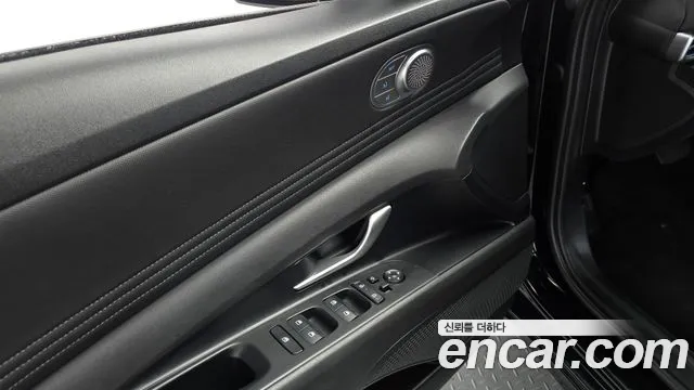 Hyundai Avante CN7 — Фото автомобиля 17