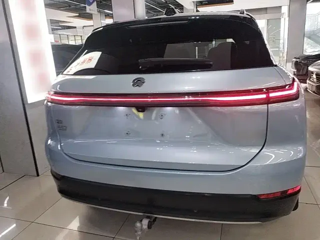 Nio ES7 — Фото автомобиля 5
