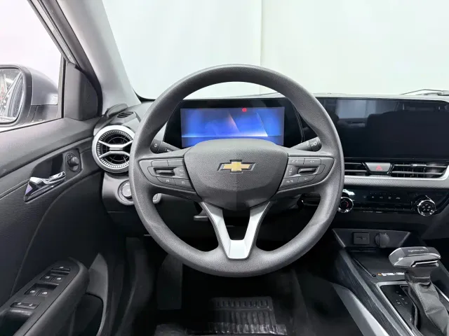 Chevrolet Monza — Фото автомобиля 12