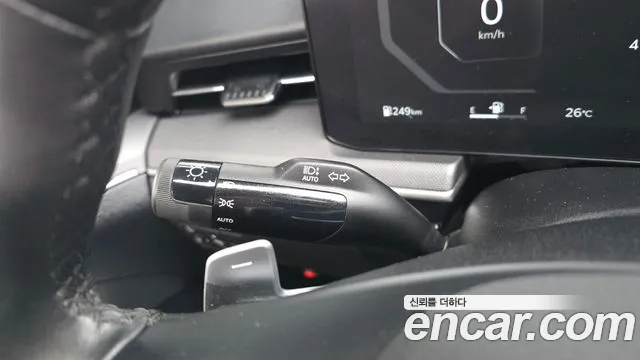 Kia K5 Новый K5 3 поколение 2.0 LPi(Для проката) — Фото автомобиля 16