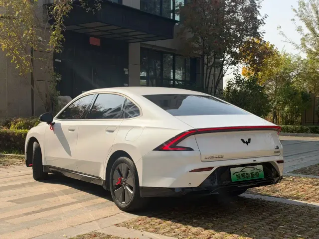 Wuling Starlight — Фото автомобиля 7