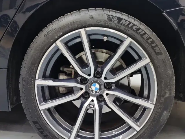 BMW 3 Series — Фото автомобиля 17