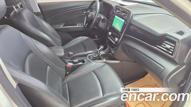 KG_Mobility_Ssangyong TIBOLI Very New Tivoli Бензин 1.5 2WD — Фото автомобиля 5