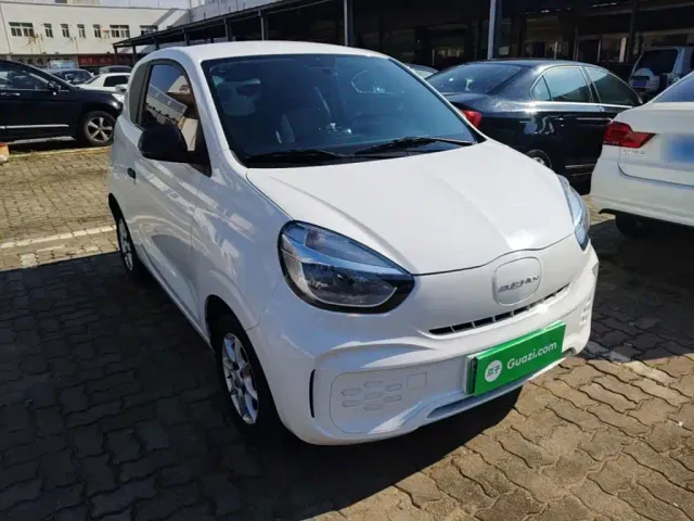 Roewe Clever — Фото автомобиля 3
