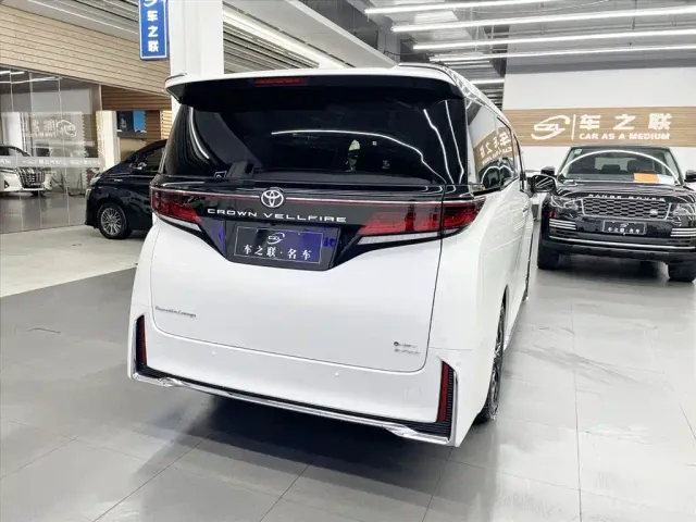 Toyota Vellfire — Фото автомобиля 6
