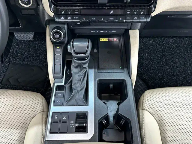 Toyota Prado — Фото автомобиля 18