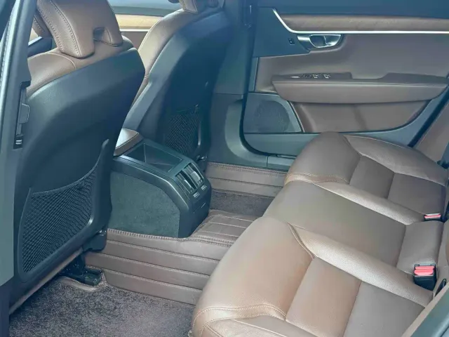Volvo S90 — Фото автомобиля 6