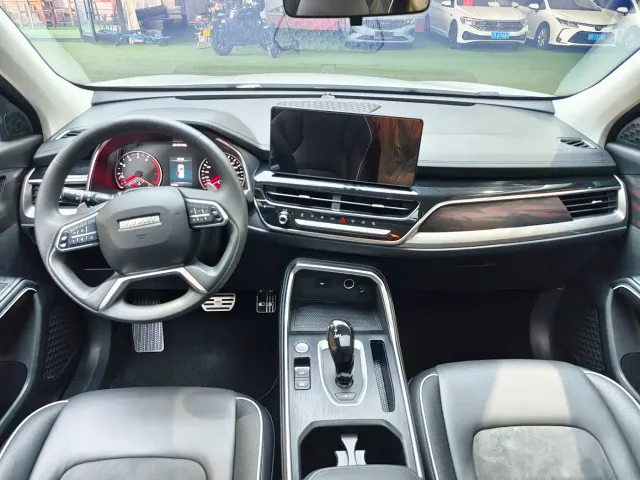 Haval H6 — Фото автомобиля 8