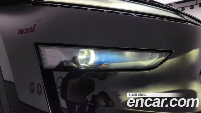 Tesla Model Y — Фото автомобиля 22