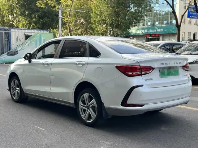 BAIC Beijing EU5 — Фото автомобиля 6
