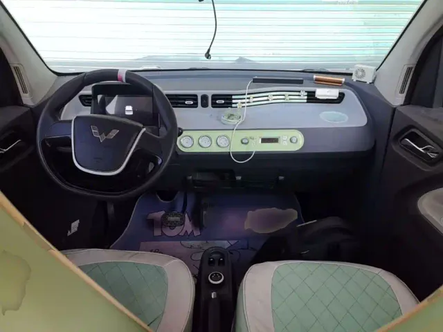 Wuling Hongguang Mini EV — Фото автомобиля 9