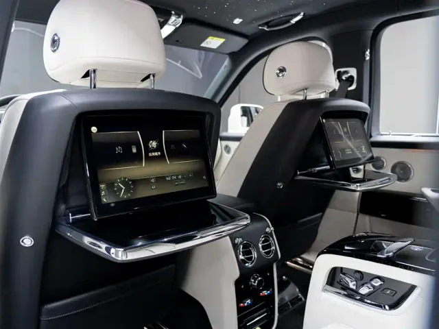 Rolls-Royce Cullinan — Фото автомобиля 8