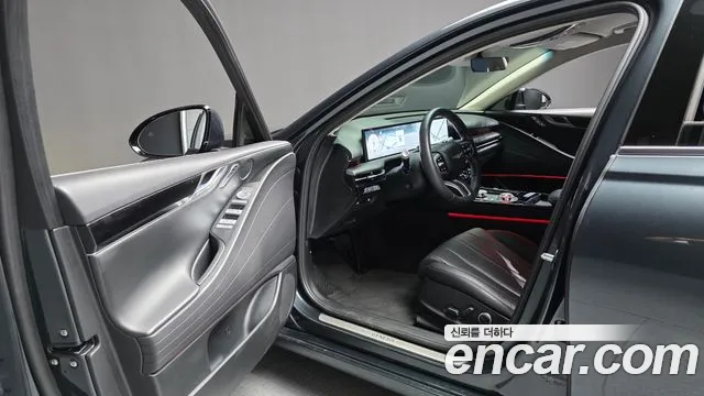 Genesis G80 Бензин 2.5 турбо AWD — Фото автомобиля 10