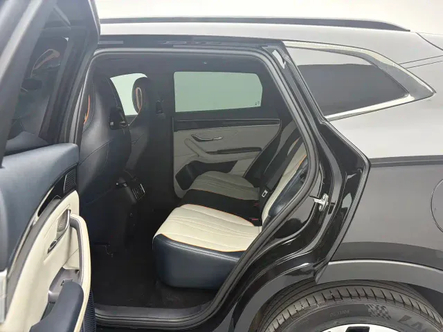 BYD Song PLUS — Фото автомобиля 13