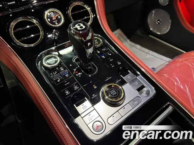 Bentley Continental — Фото автомобиля 12