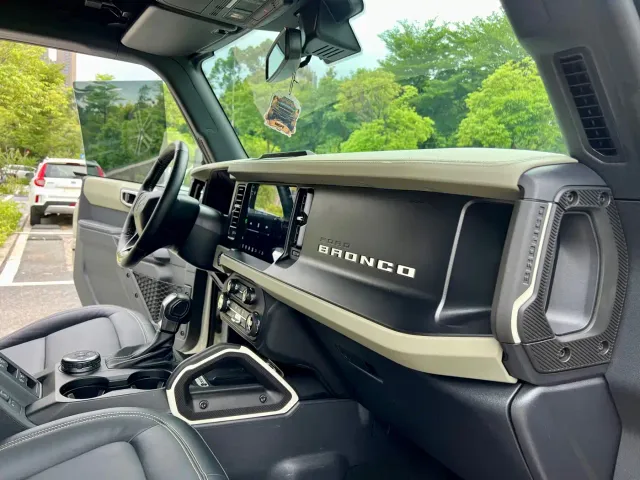 Ford Bronco — Фото автомобиля 8