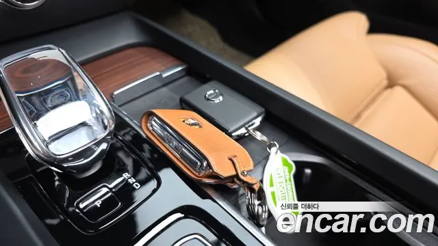 Вольво S60 S60 третьего поколения B5 Ultimate Bright — Фото автомобиля 25
