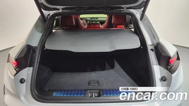 Porsche Macan — Фото автомобиля 20
