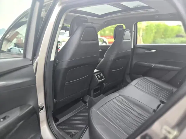 Changan Lamore — Фото автомобиля 8