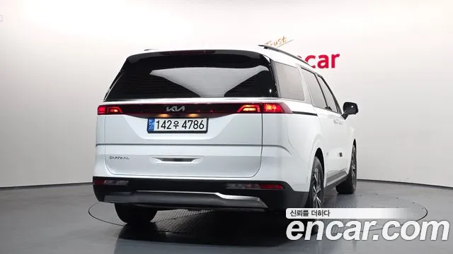 Kia Canival Carnival 4 поколение Дизель 9 мест Signature — Фото автомобиля 4