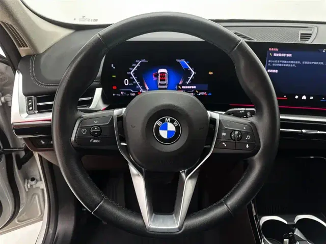 BMW X1 — Фото автомобиля 17