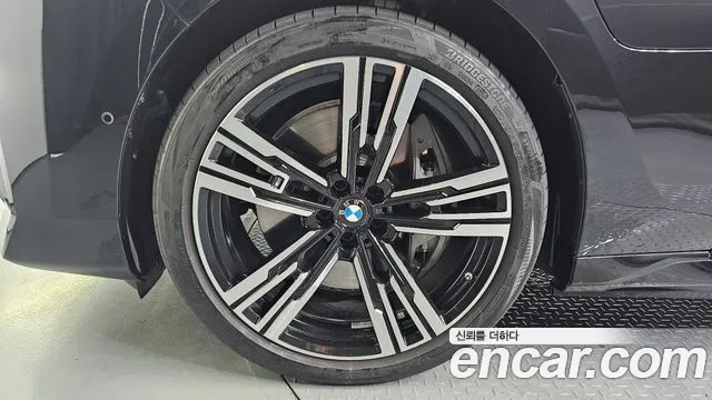 BMW 7-Series 7 серия (G70) — Фото автомобиля 5
