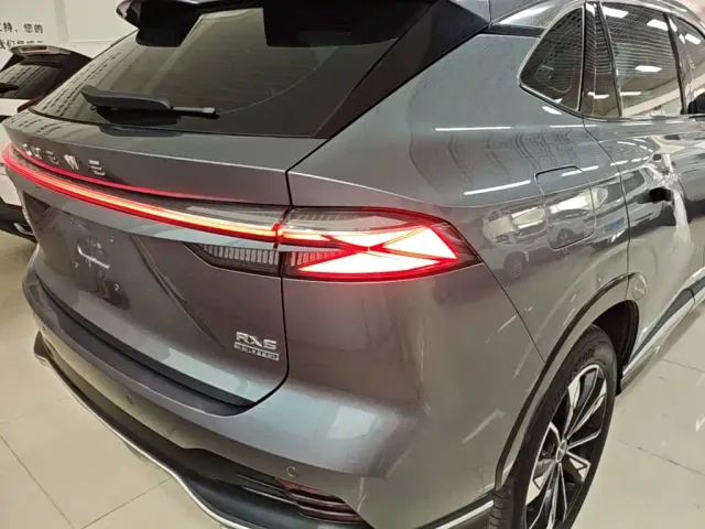 Roewe RX5 — Фото автомобиля 7