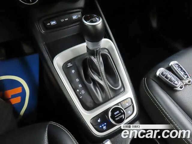 Hyundai Venue Venue 1.6 Modern Plus — Фото автомобиля 13