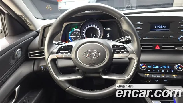 Hyundai Avante CN7 — Фото автомобиля 13