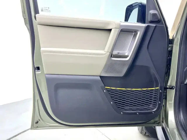 iCAR V23 — Фото автомобиля 13