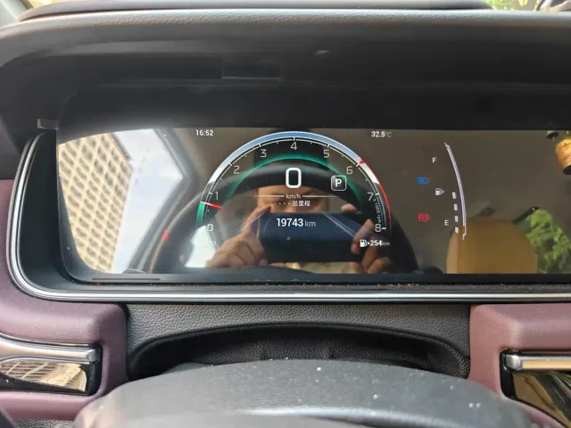 GAC Trumpchi M6 — Фото автомобиля 11