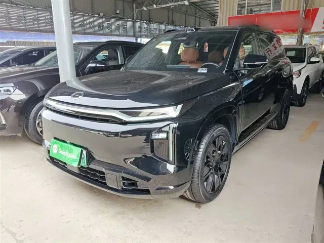 Фотография автомобиля — GAC Trumpchi Xiangwang S7