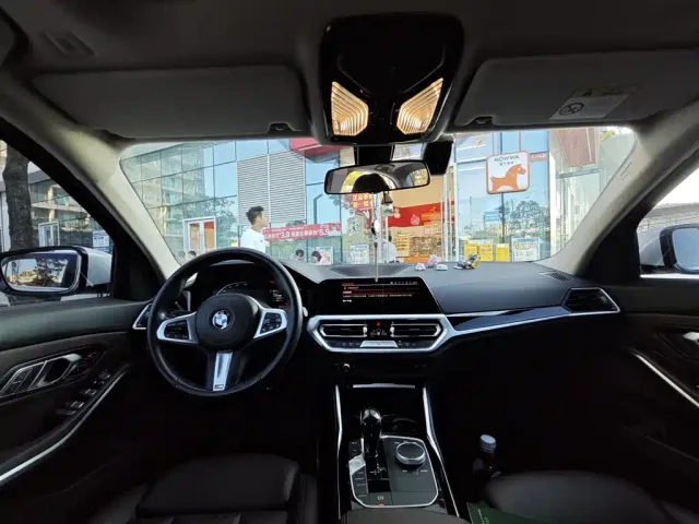 BMW 3 Series — Фото автомобиля 6