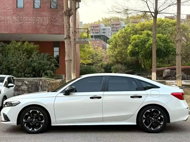 Honda Civic — Фото автомобиля 7